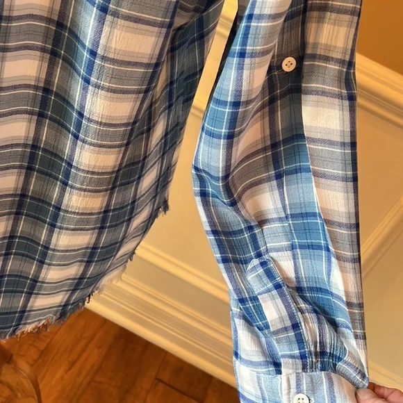 Dear John Fringed Hem Shirt - Picture 7 of 10